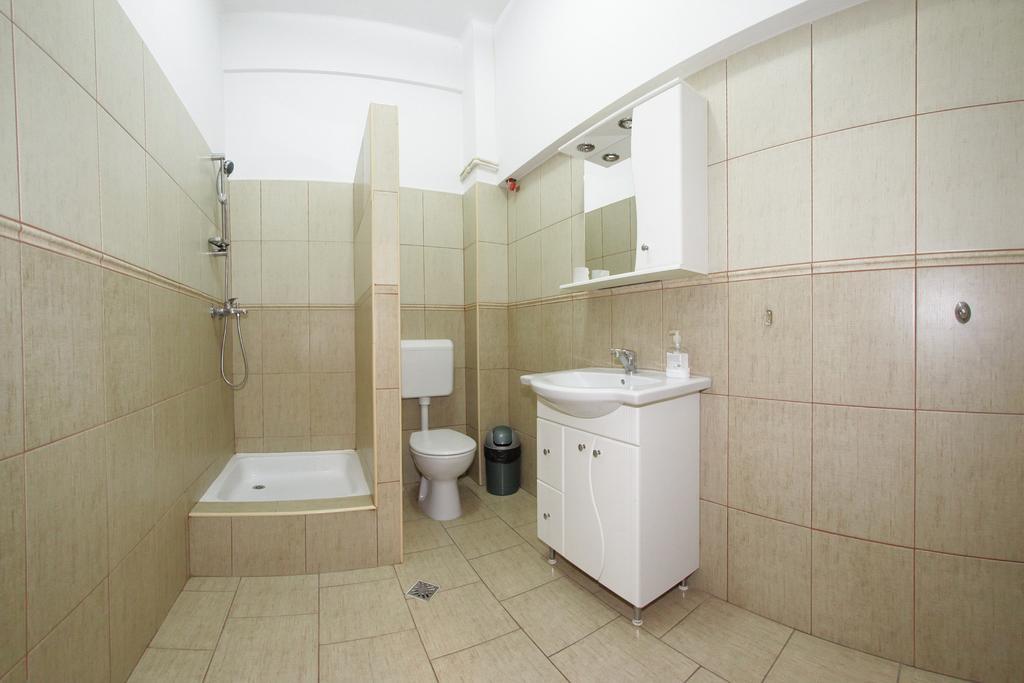 Hotel Tranzit Odorheiu Secuiesc Quarto foto